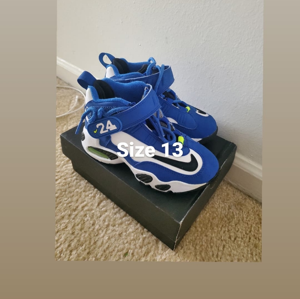 Kids shoes